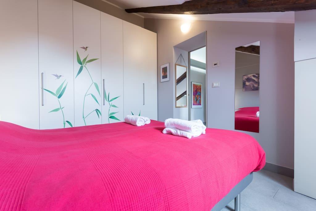 Accogliente Mansarda A Porta Nuova Apartment ตูริน ภายนอก รูปภาพ
